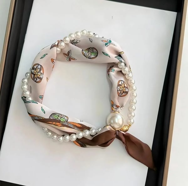 š„HOT SALEš„ Pearl Buckle Closure Printed Scarf