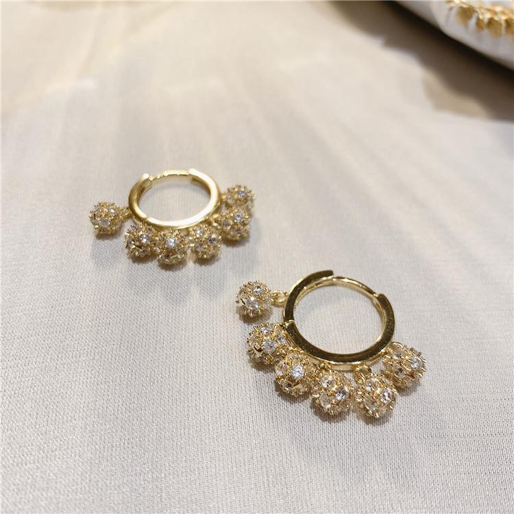 Diamond-studded Metal Ball Round Earrings