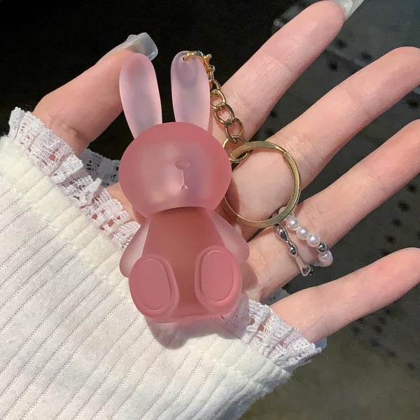 ✨2-in-1 Keychain Lip Glaze – Adorable Bunny Design for On-the-Go! 🐰