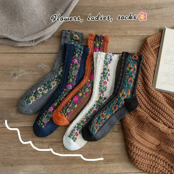 Vintage jacquard floral women's socks
