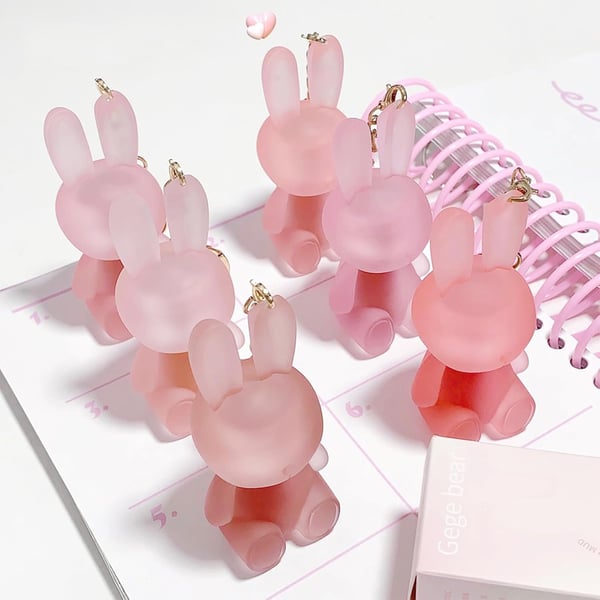 ✨2-in-1 Keychain Lip Glaze – Adorable Bunny Design for On-the-Go! 🐰