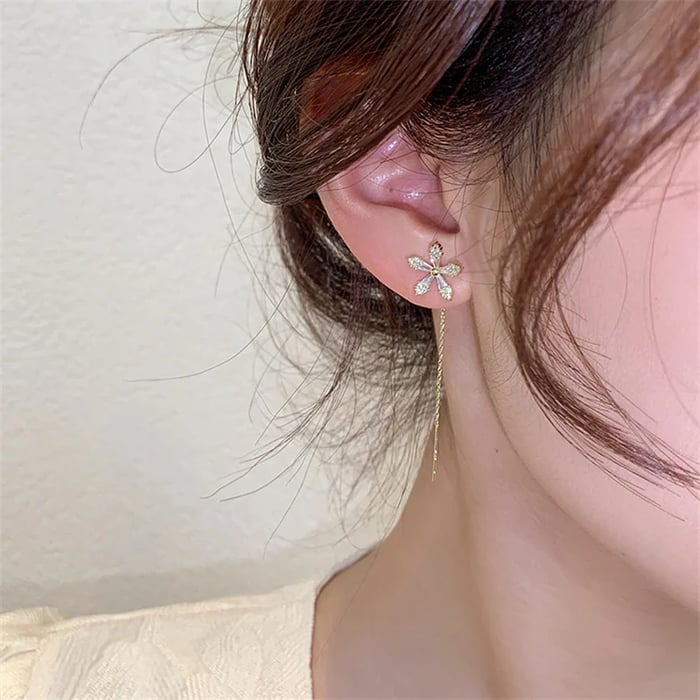 Shiny Diamond Flower Earrings🌸