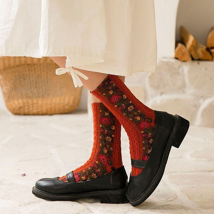 Vintage jacquard floral women's socks
