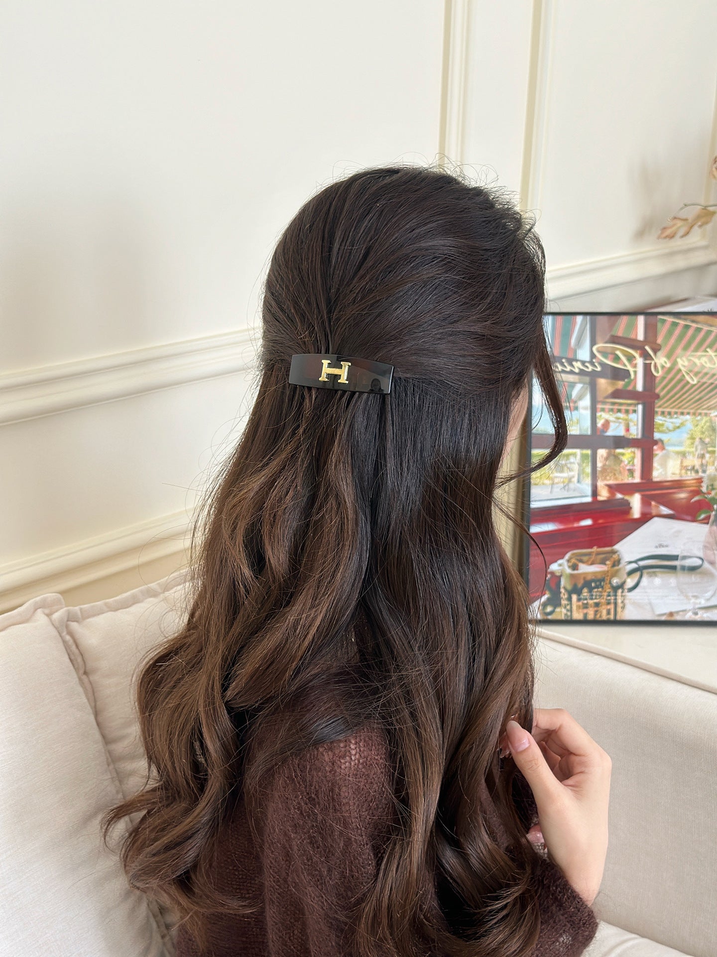 Korean-style trendy letter H upside-down comb（🔥Buy 2 Get 2 Free🔥）