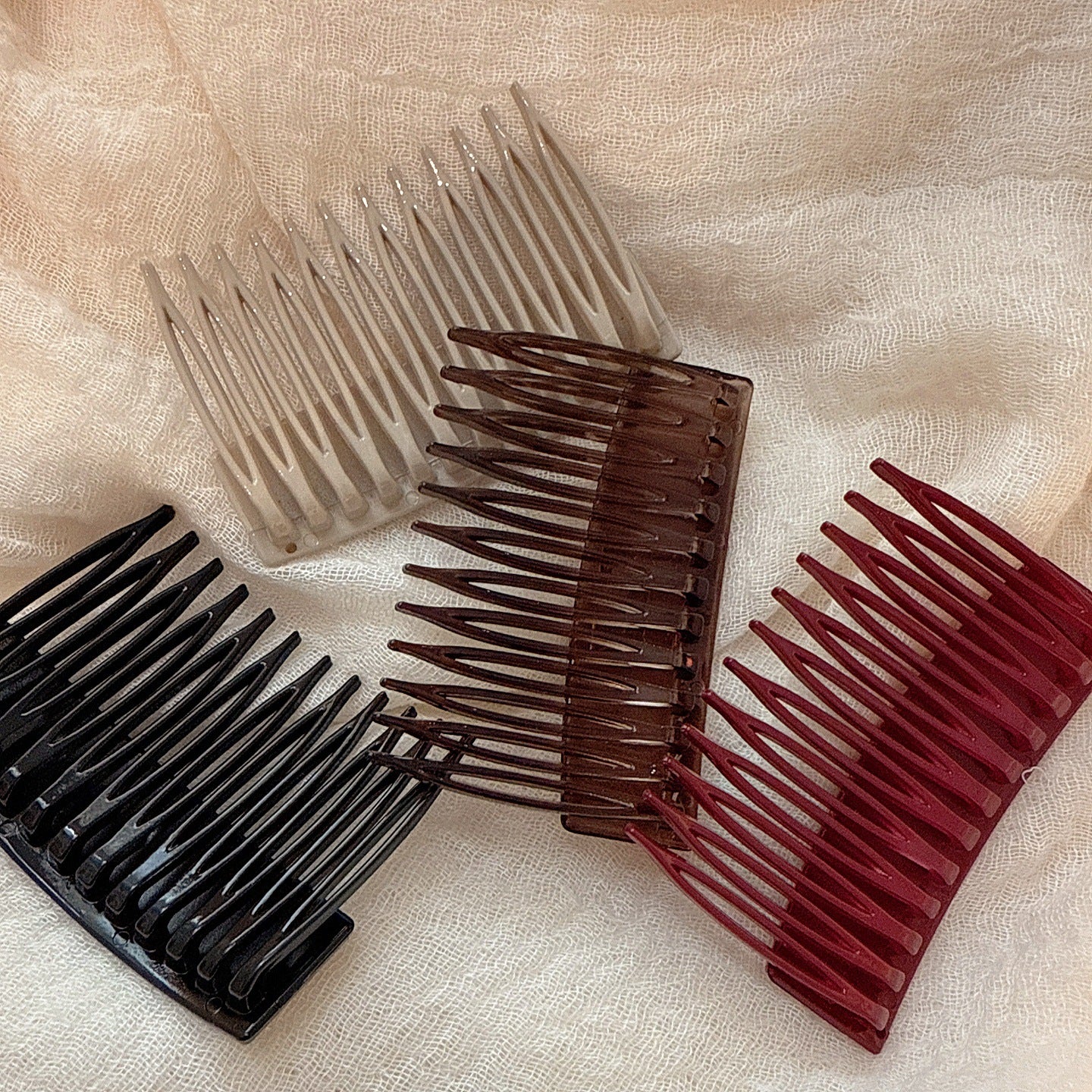 Korean-style trendy letter H upside-down comb（🔥Buy 2 Get 2 Free🔥）