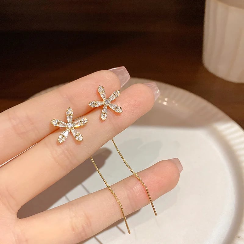 Shiny Diamond Flower Earrings🌸